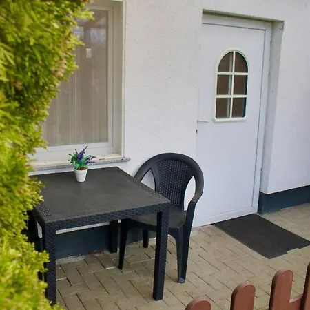 Gemuetlicher Gartenbungalow Apartament